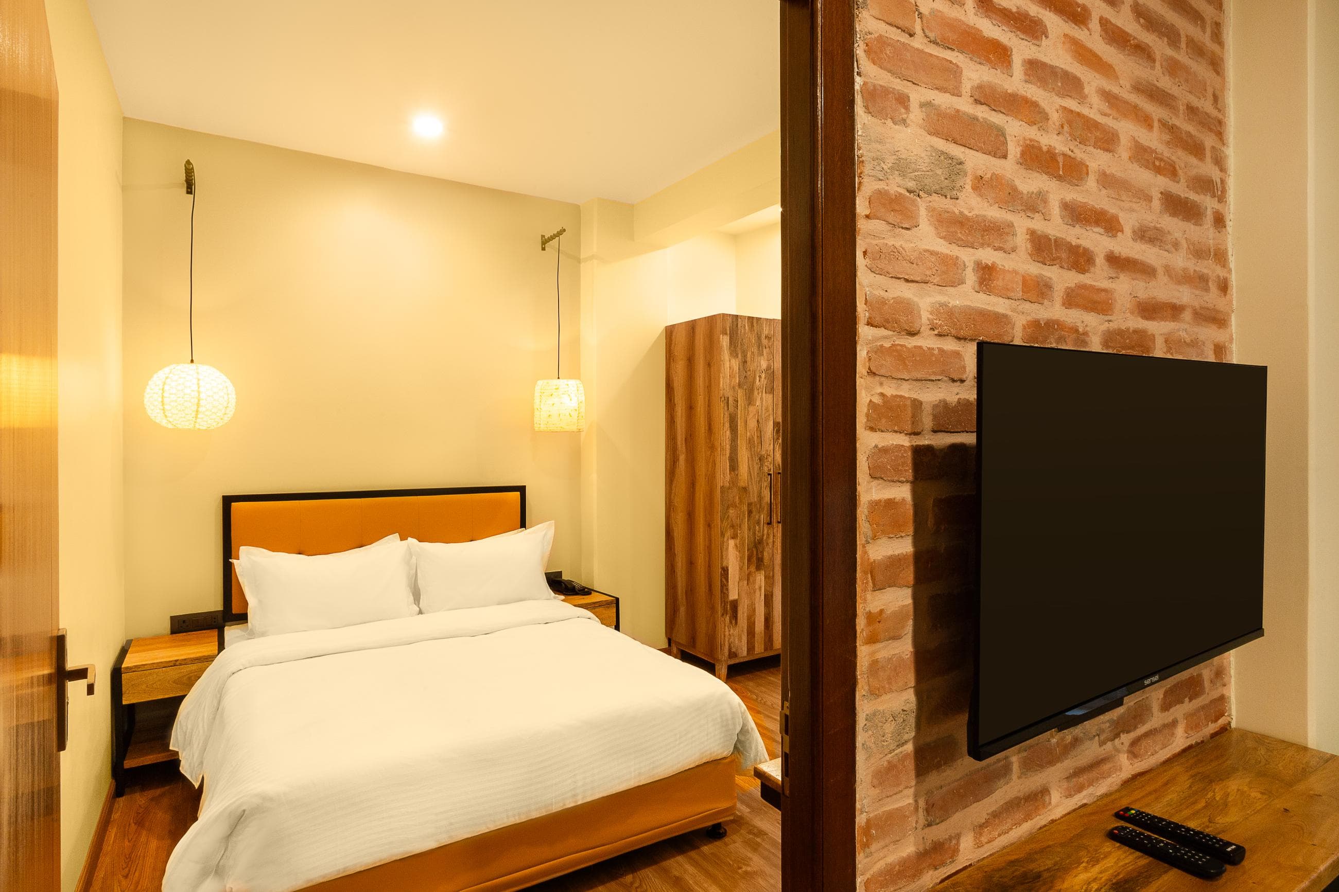 1 BHK Apartment - Image 1